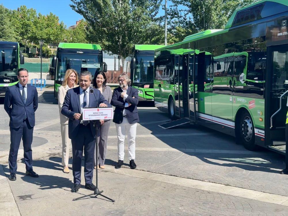 Imagen Cinco líneas que circulan por Majadahonda contarán con nuevos autobuses híbridos, menos contaminantes y más accesibles